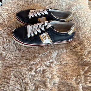 Tommy Hilfiger navy white and gold sneakers